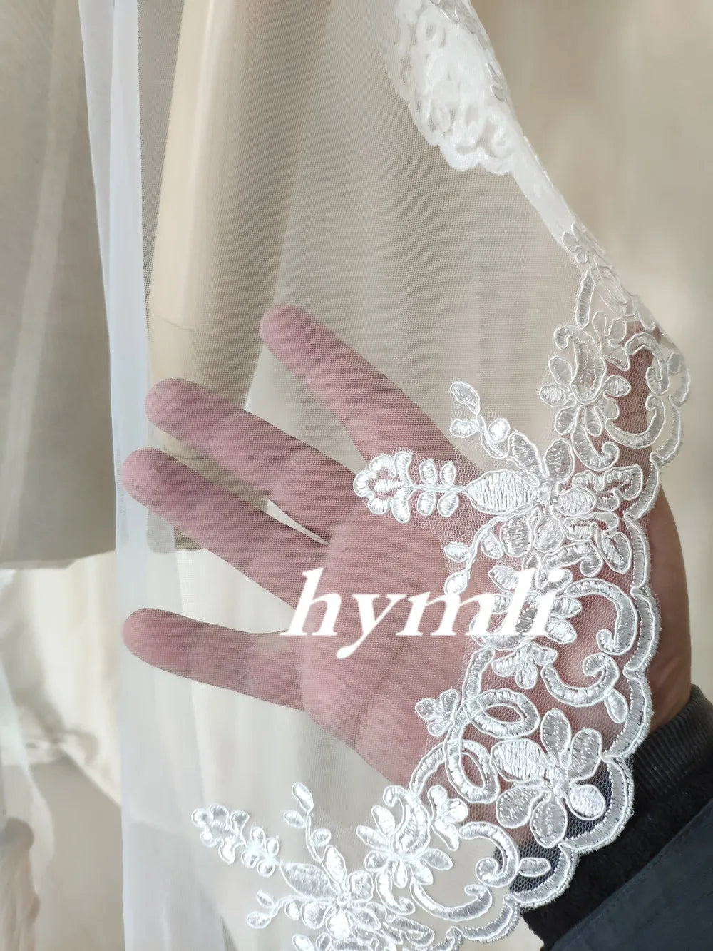 New Chapel Length Mantilla Lace Wedding Veil Bridal Veil in White Off-White Ivory with Metal Comb