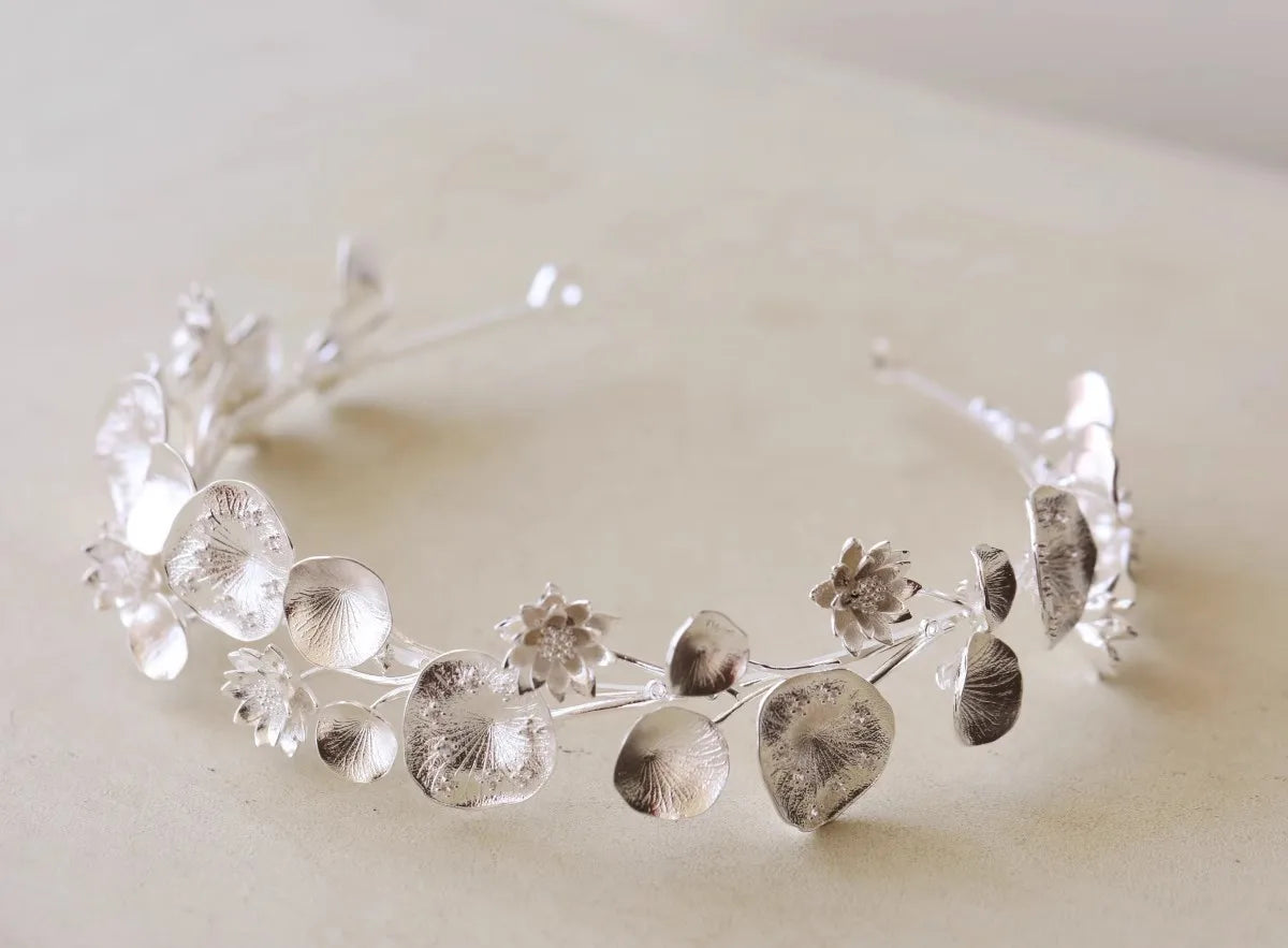 Wedding Hair Accessories Lotus Flower Headband Tiara Crystal Headpiece Crown Gift Brides Leaf Headdress Headwear Bridal Jewelry silver color