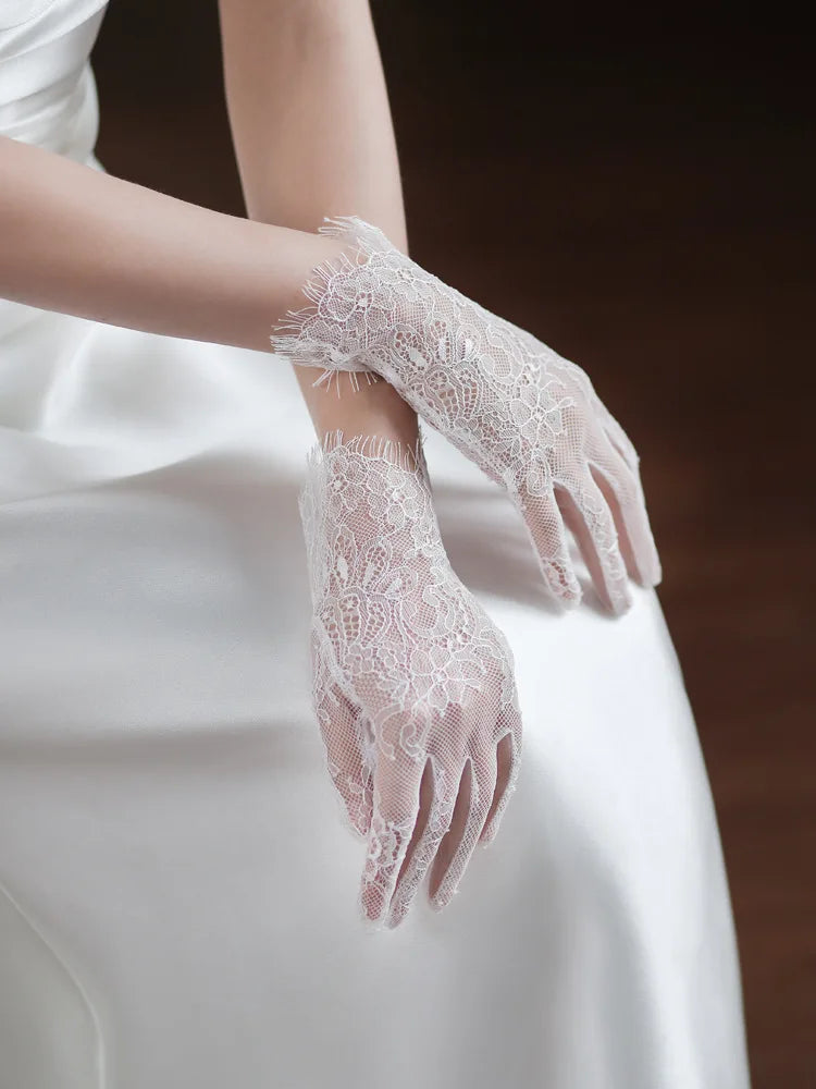 Short Bridal Gloves Vintage Flower Long Wristband Wedding Glove For Women Girl Party Evening Dress Jewelry Bride Accessories a