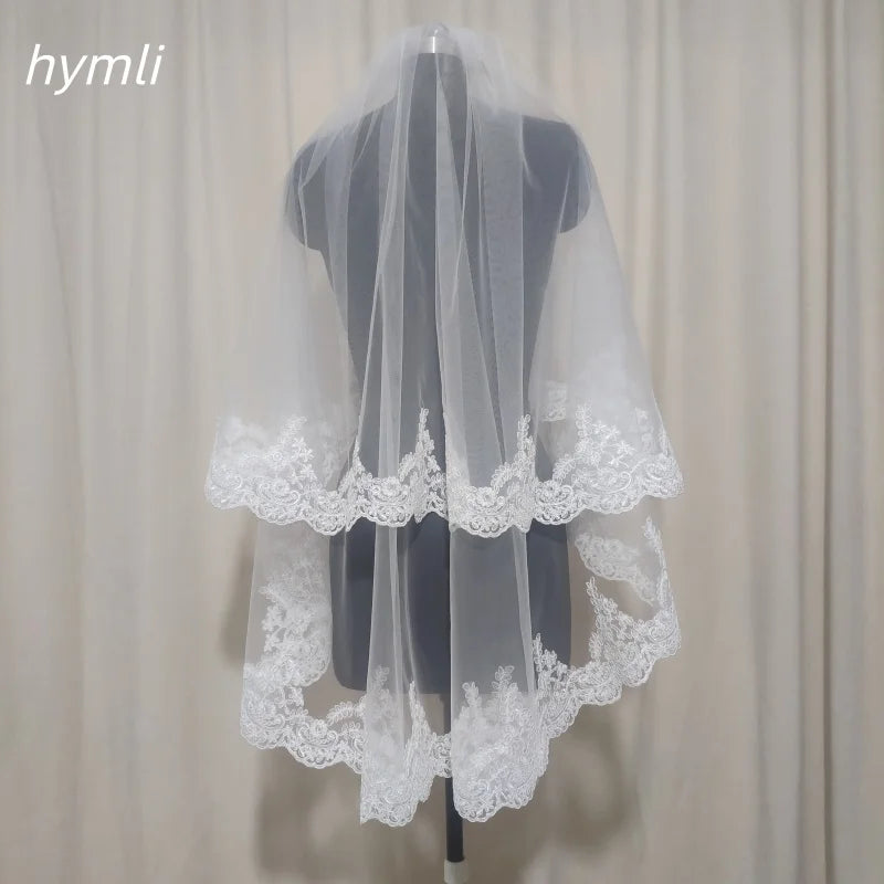 2 Layer Lace Wedding Veil Fingertip Length Off-White Bridal Veil Metal Comb