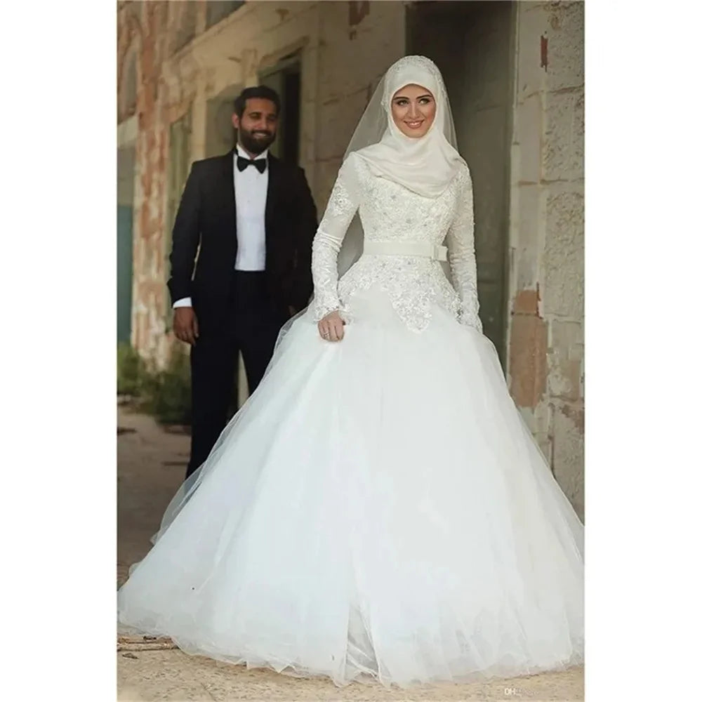 Simple Wedding Dress For Women Off-Shoulder Muslim With Flowers A-Line Pure Plain Satin Vestidos New White Split Bridal Gown