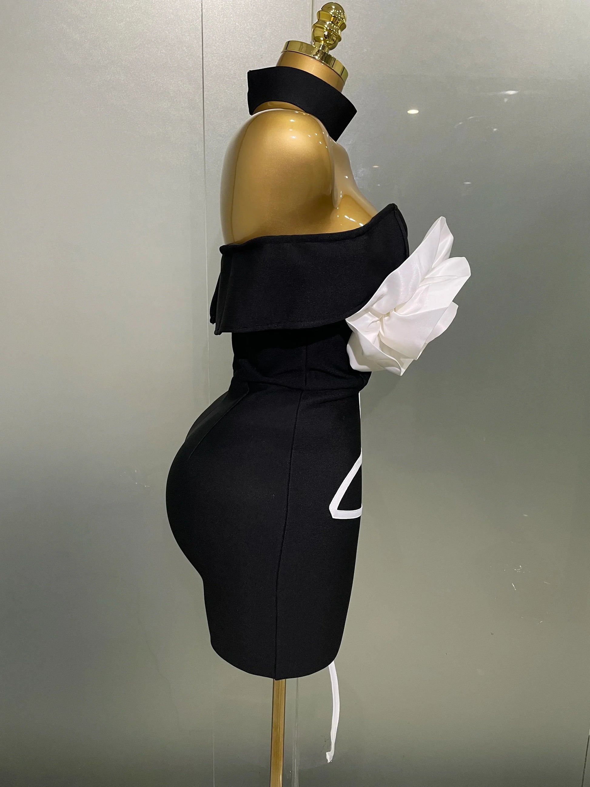 Women Sexy Off Shoulder White Flower Black Mini Bodycon Bandage Dress Luxury Celebrity Evening Club Elegant Party Gowns