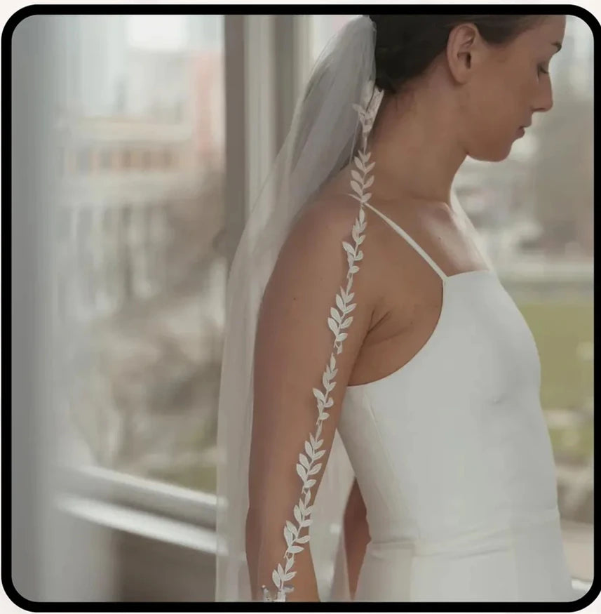Cathedral Wedding Veil with Lace Trim, Leaf Lace Wedding Veil,Fingertip Veil, Cathedral Mantilla Bride Accessories