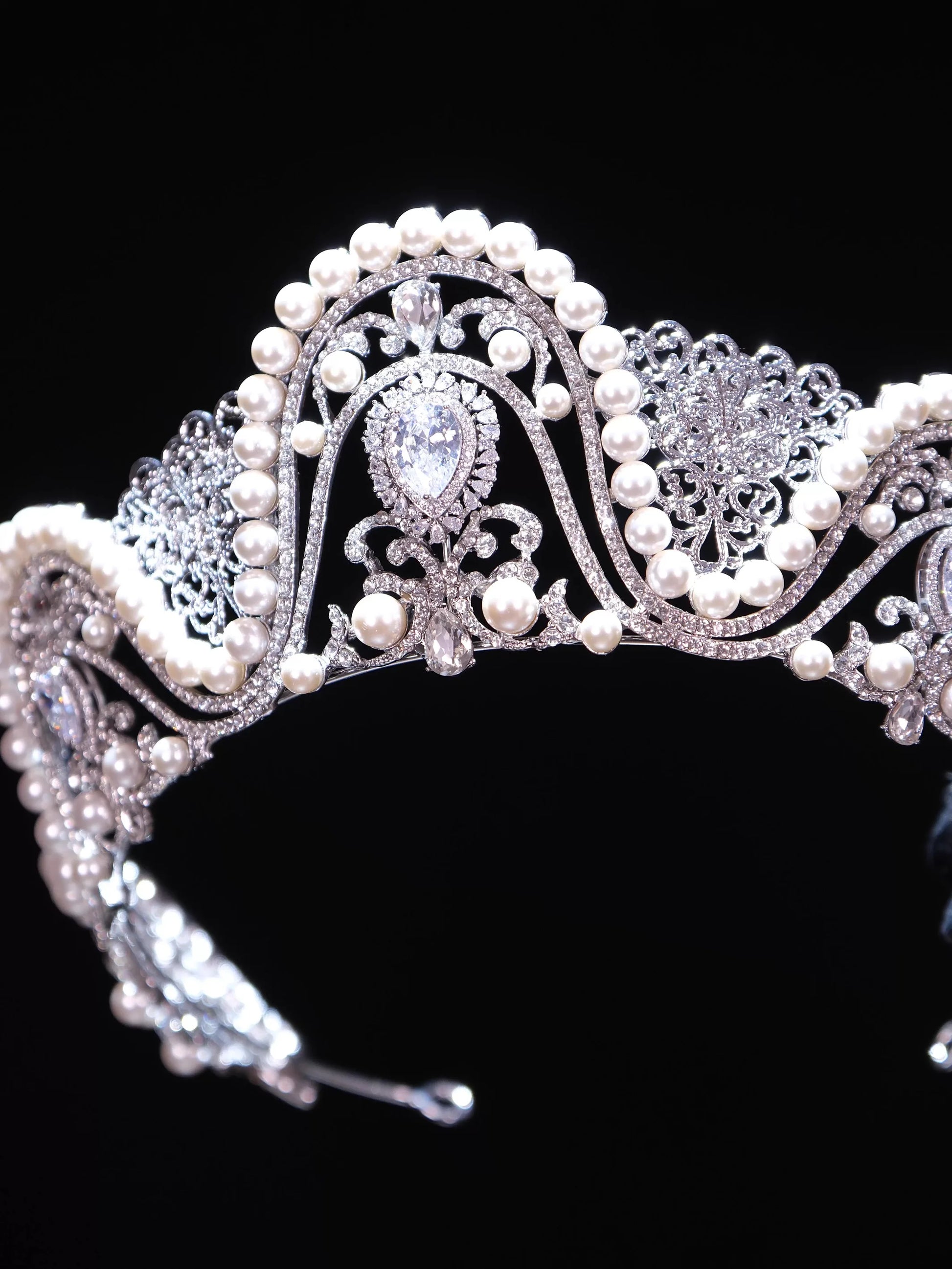 Bridal Hair Jewelry Big Large Tiaras and Crowns Crystal Pearl Diadem For Bride Women Princess Queen Headband Wedding Accessories