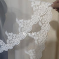 2 Layer Lace Wedding Veil Fingertip Length Off-White Bridal Veil Metal Comb
