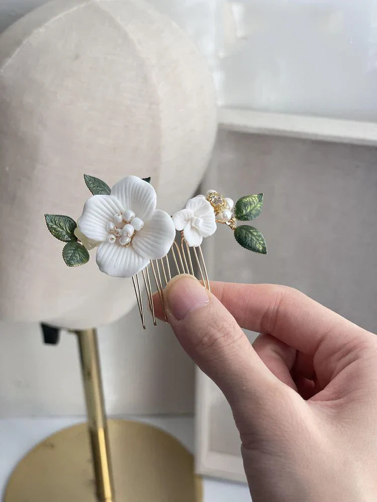 Wedding Accessories Porcelain Flower Hair Pin Clip Leaf Hairpins For Brides Bridesmaids Gold Color Head Pieces Bridal Jewelry b