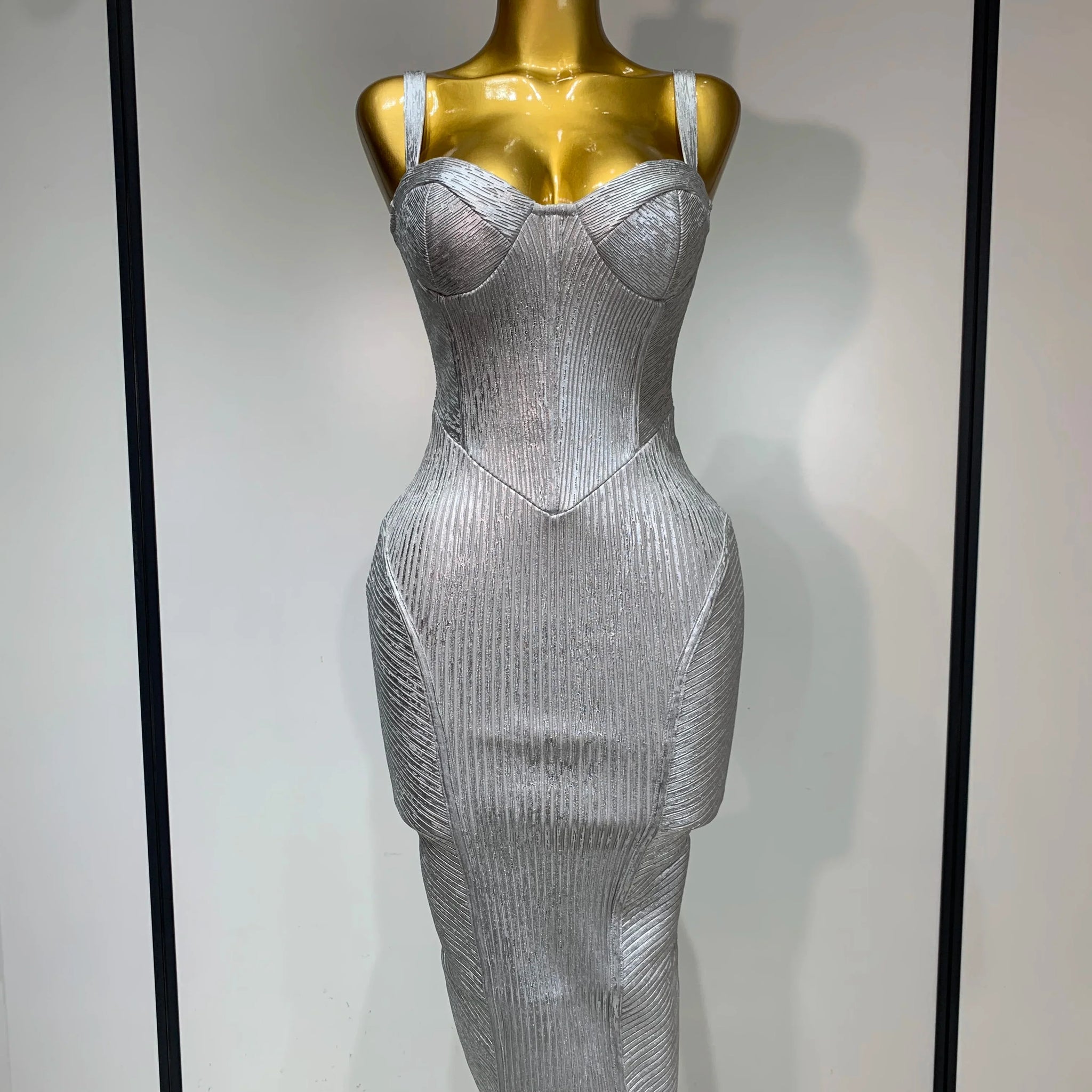 Women Sleeveless Sexy Silver V Neck Bodycon Midi Bandage Dress Celebrate Nightclub Party Birthday Dress Wedding Guest Dress Silver