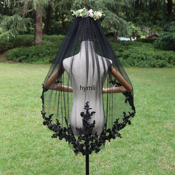 1 Layer Bridal Veil with Black Lace Applique Wedding Dress Fingertip Black Wedding Veil