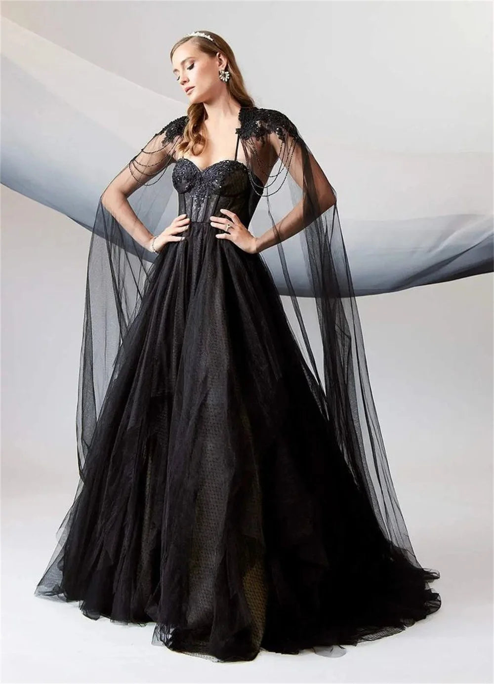 Gothic Black A-line Prom Dresses Spaghetti Straps Tulle Evening Dress Elegant Detachable Shawl vestidos de fiesta