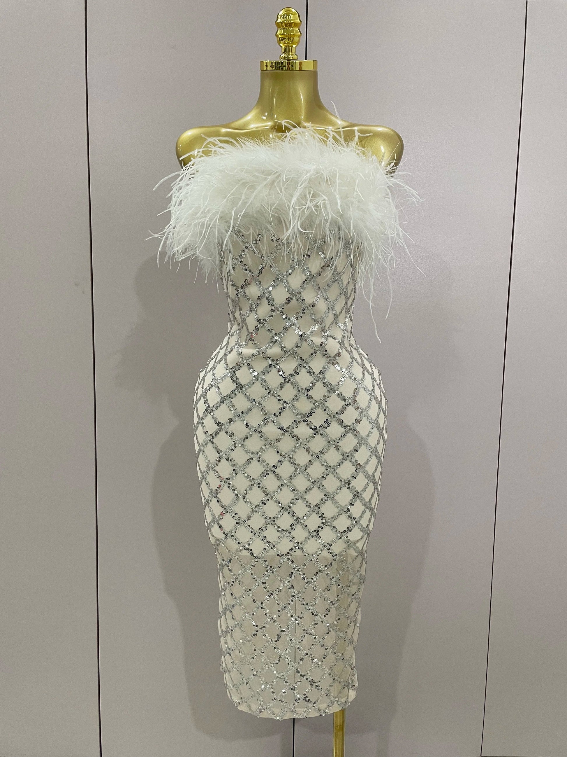 Shinning White Feathers Sequins Straples Bodycon Dress Women Fashion Celebrate Luxury Birthday Party Cocktail Dress WHITE
