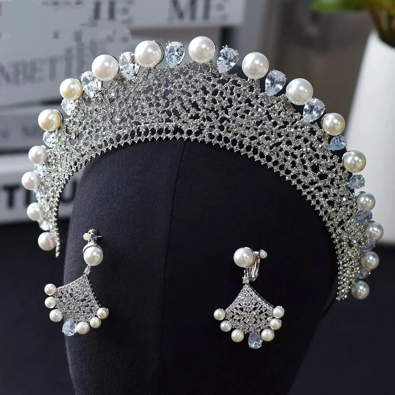 Crystal Pearl Tiaras and Crowns Zircon Diadem For Bride Women Prom Pageant Headband Wedding Hair Accessories Bridal Jewelry a