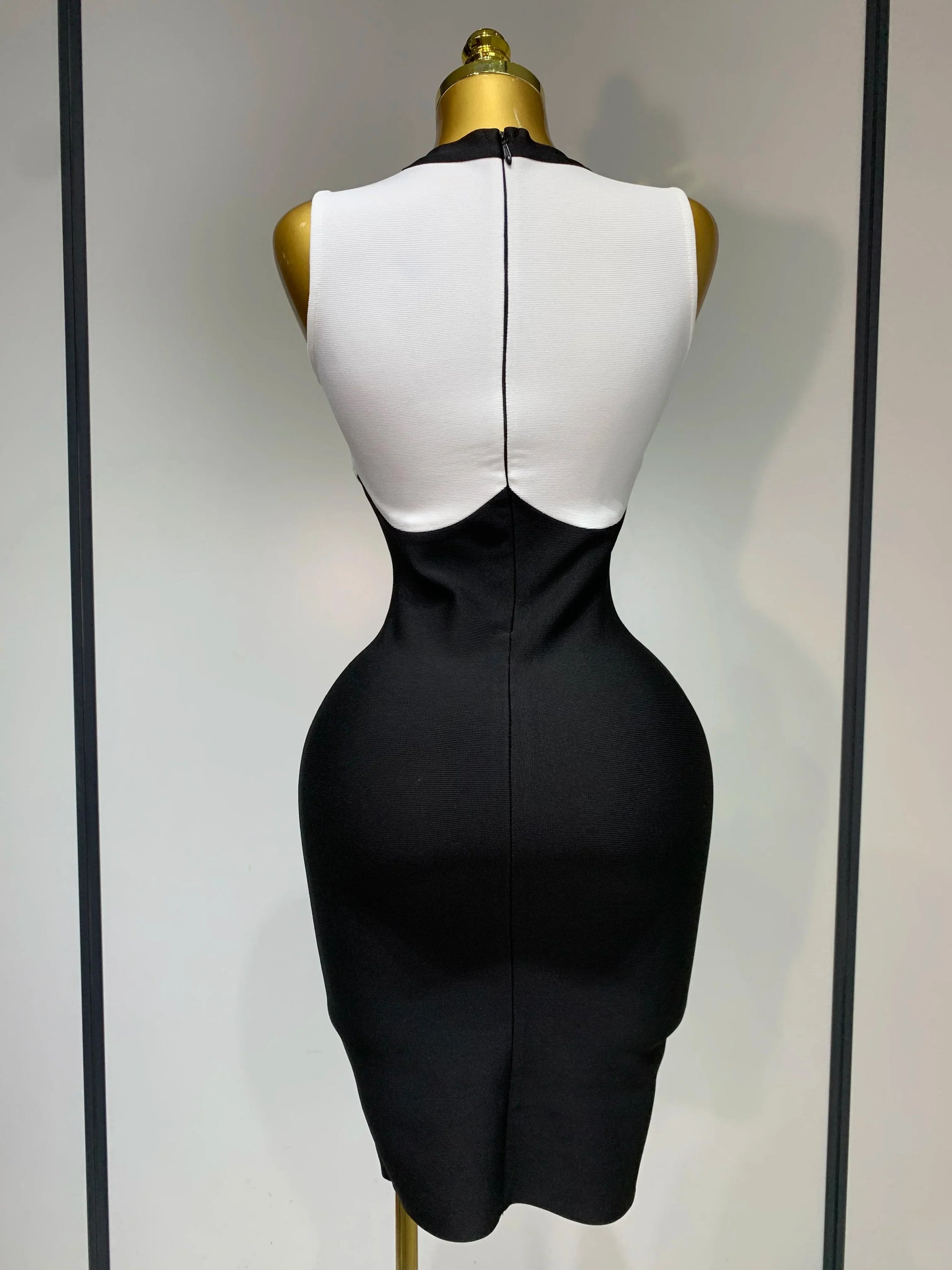 Arrivals Fashionable Women Bandage Golden Buttons White Black Patchwork Sleeveless Bodycon Elegant Party Dresses