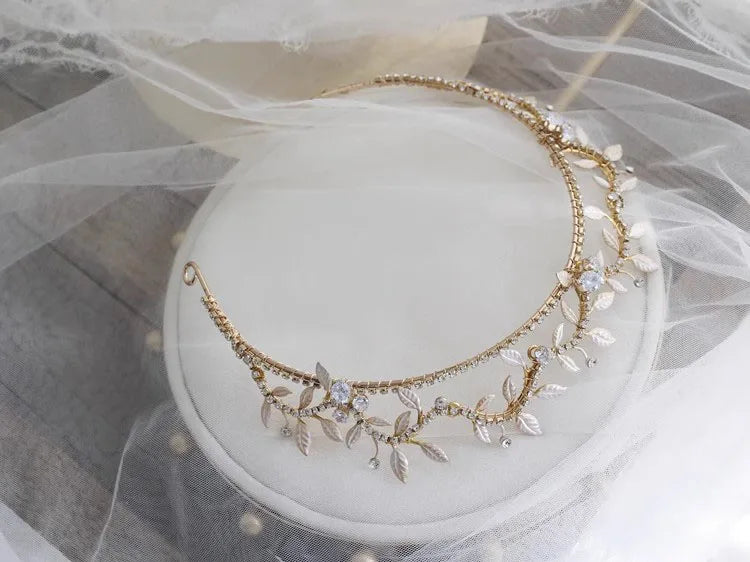Vintage Gold Color Headband Headpiece Leaf Tiara Crown For Bride Women Crystal Headdress Wedding Accessories Bridal Hair Jewelry