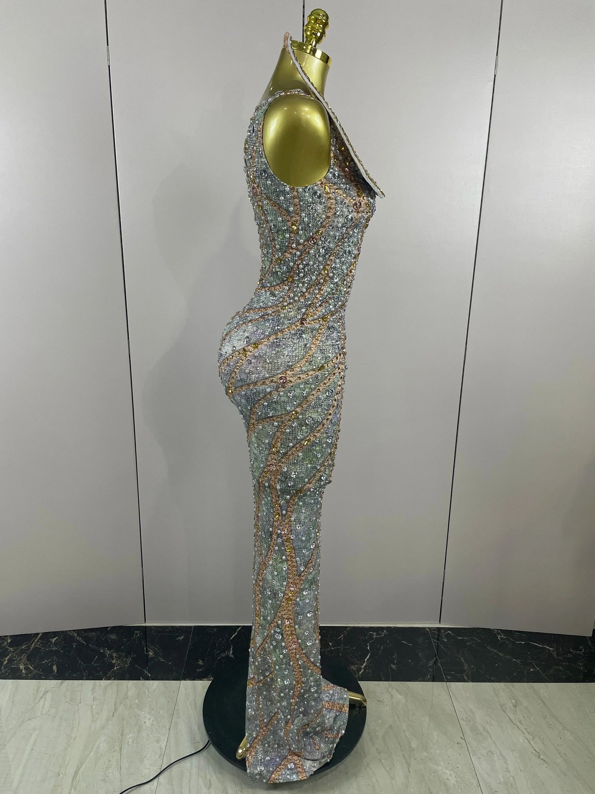 Luxury Crystals Diamonds Slit elegant Sheath Fishtail Dress Women Sexy Evening Party Performance Photoshoot Stage Dress