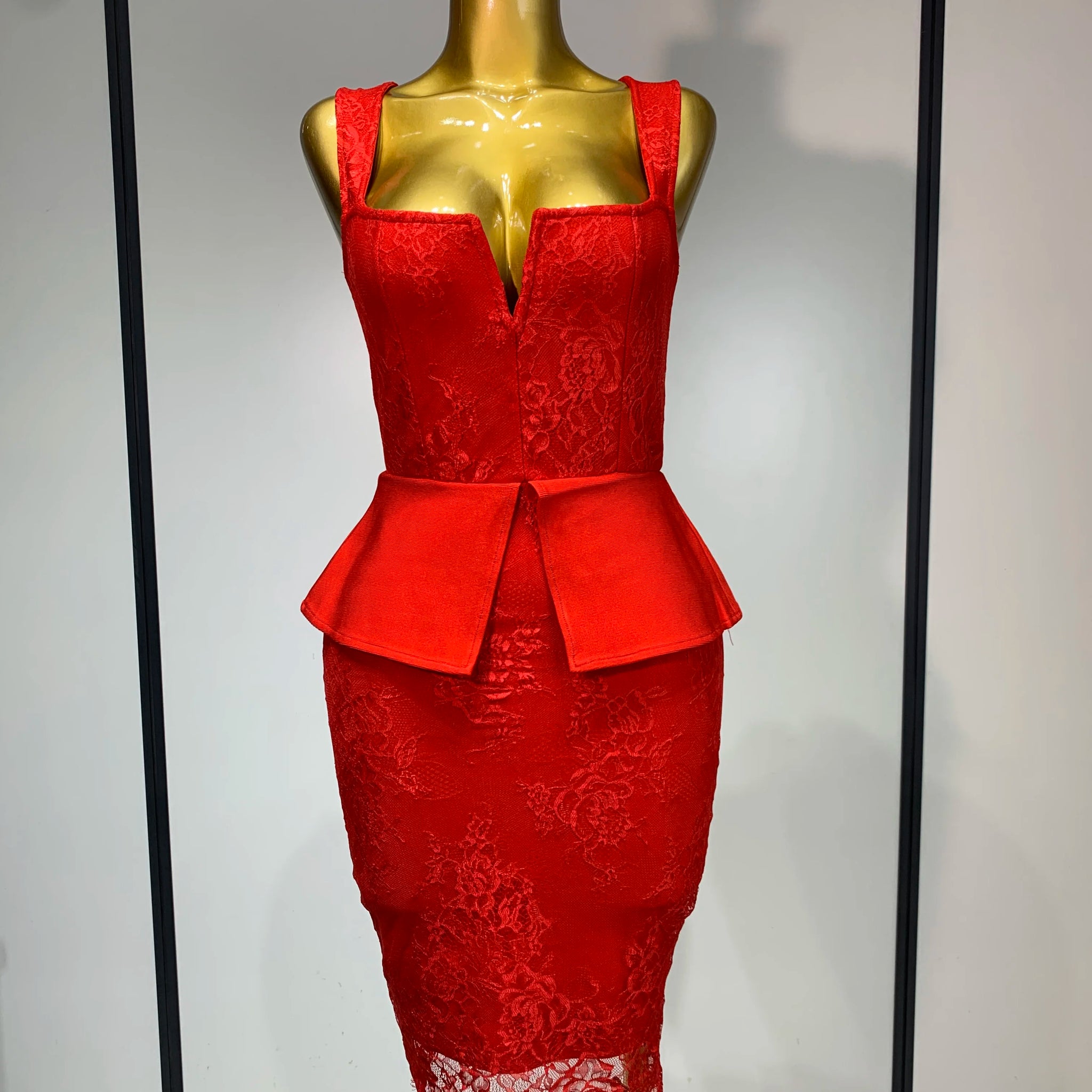 Fashion Sexy Celebrity Elegant V Neck Midi Bodycon Bandage Dress Red Lace Dress Evening Party Cocktail Luxury Birthday Dresses Red