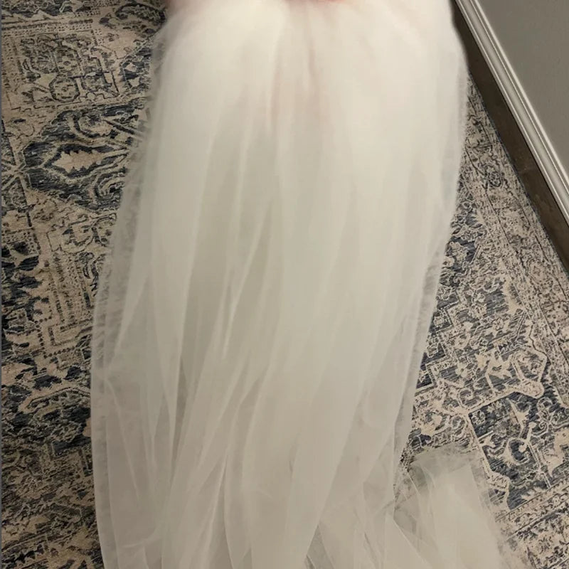 Cathedral Wedding Veil White Off-White Champagne Ivory Colors Minimalistic Design with Metal Comb