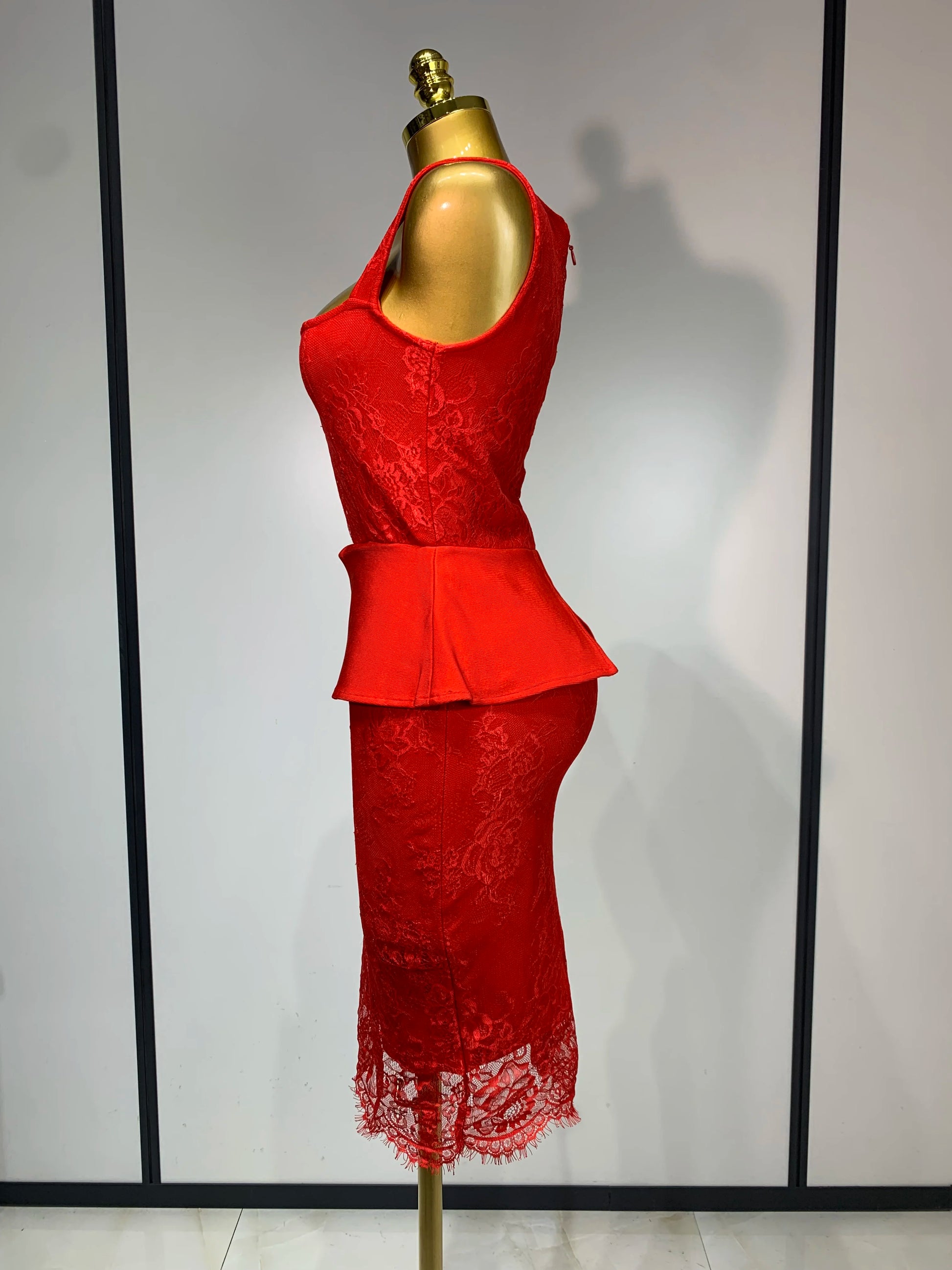 Fashion Sexy Celebrity Elegant V Neck Midi Bodycon Bandage Dress Red Lace Dress Evening Party Cocktail Luxury Birthday Dresses