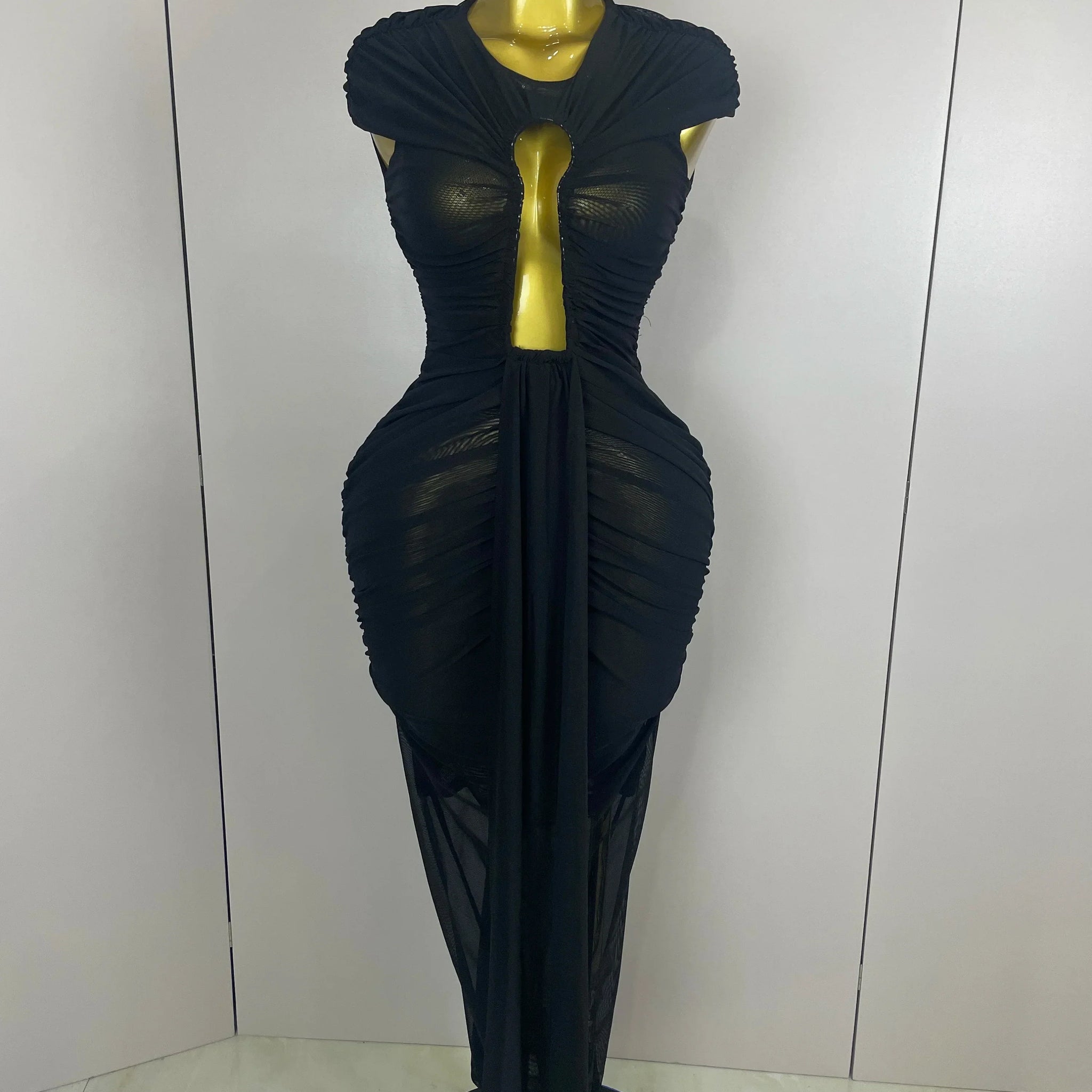 Sexy Sleeveless O-Neck Bodycon Mesh Long Dress Women Hollow Out Celebrate Fashion Show Celebrity Evening Party Club Dress black