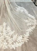 3M 3.5M 4M 5M Cathedral Wedding Veil White Off-White Ivory Lace Applique Long Bridal Veil Metal Comb