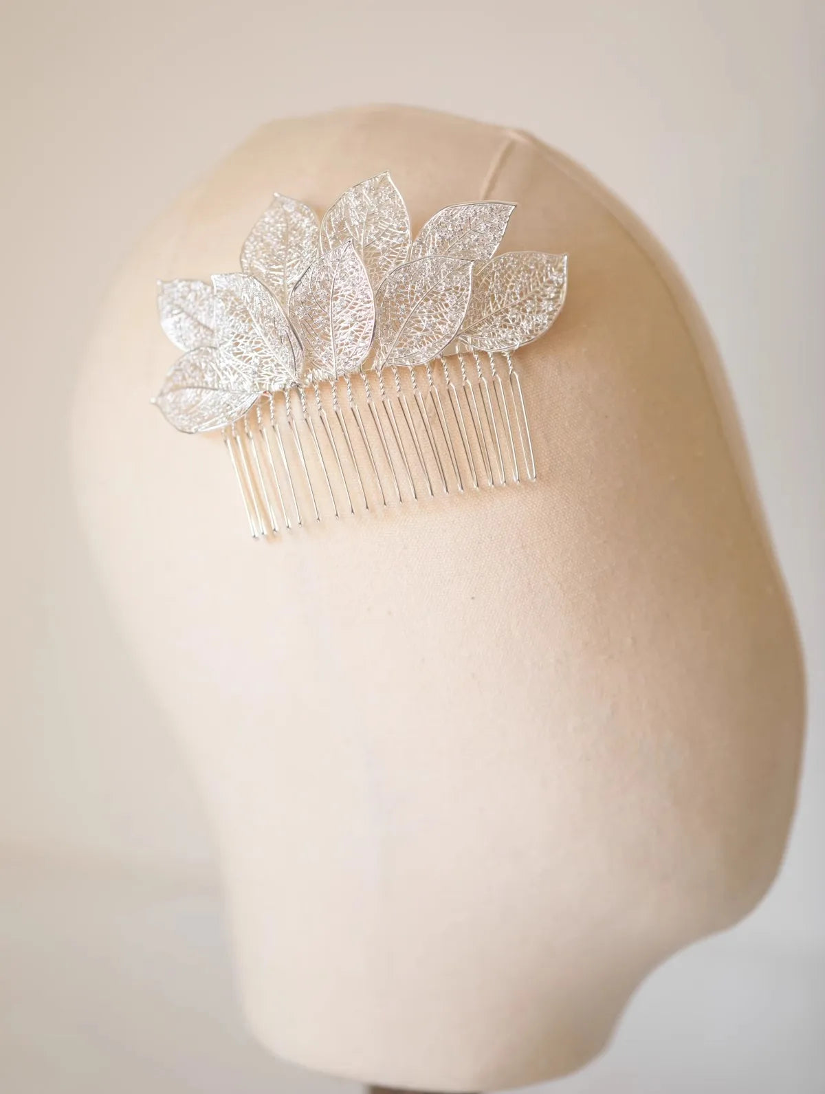 Wedding Accessories Leaf Hair Comb Pin Clip Silver Color Hairpins For Brides Women Zircon Zirconia Head Pieces Bridal Jewelry