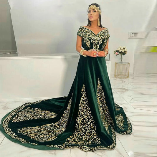 Elegant Burgundy Prom Dress A-Line Long Sleeve Lace Appliques Formal Evening Dress Floor Length Kafeta Party Gowns Green