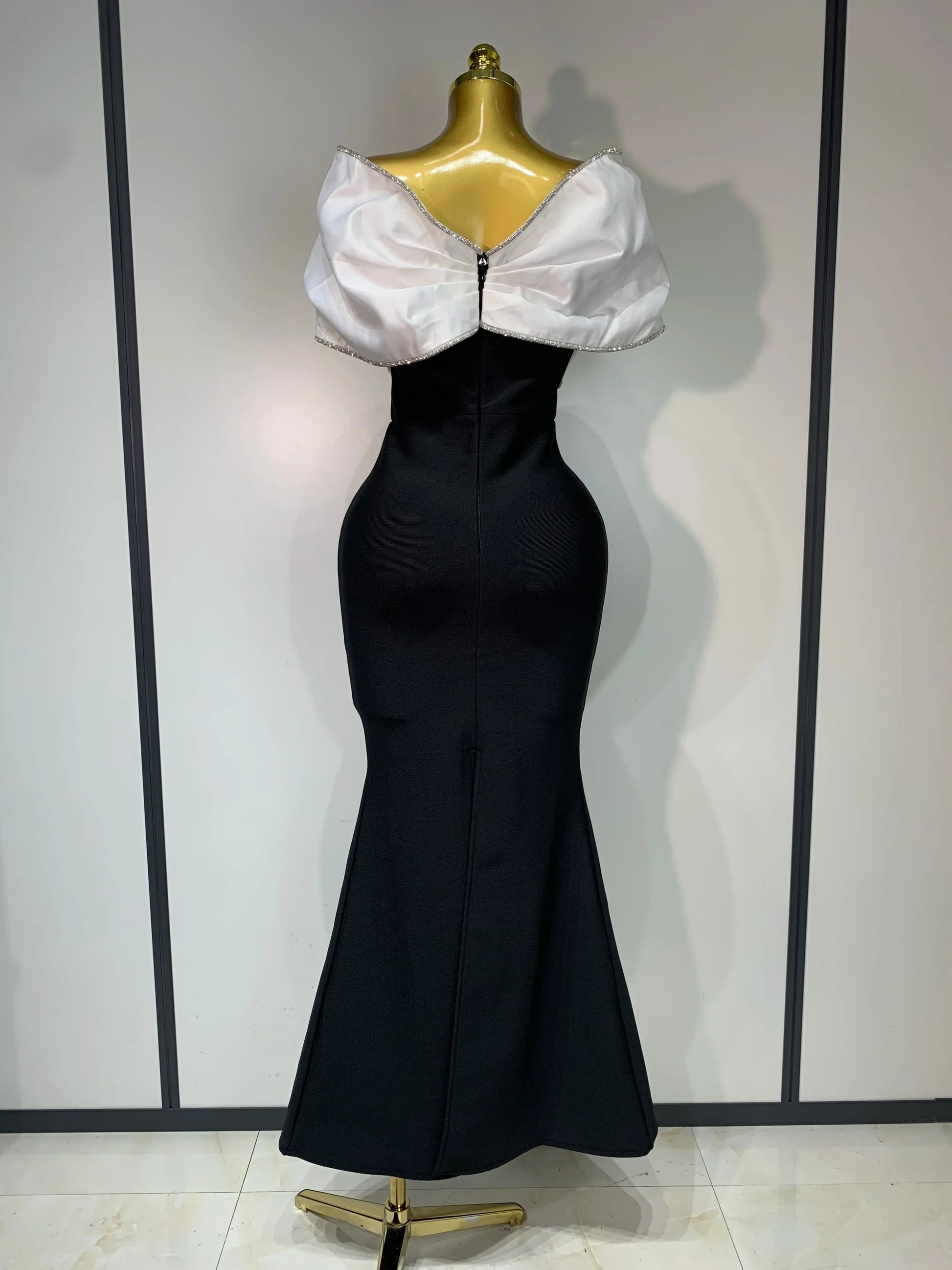 Women Sexy Off Shoulder Rhinestone Bodycon Maxi Long Bandage Dress Celebrity Elegant Evening Party Luxury Birthday Outfit