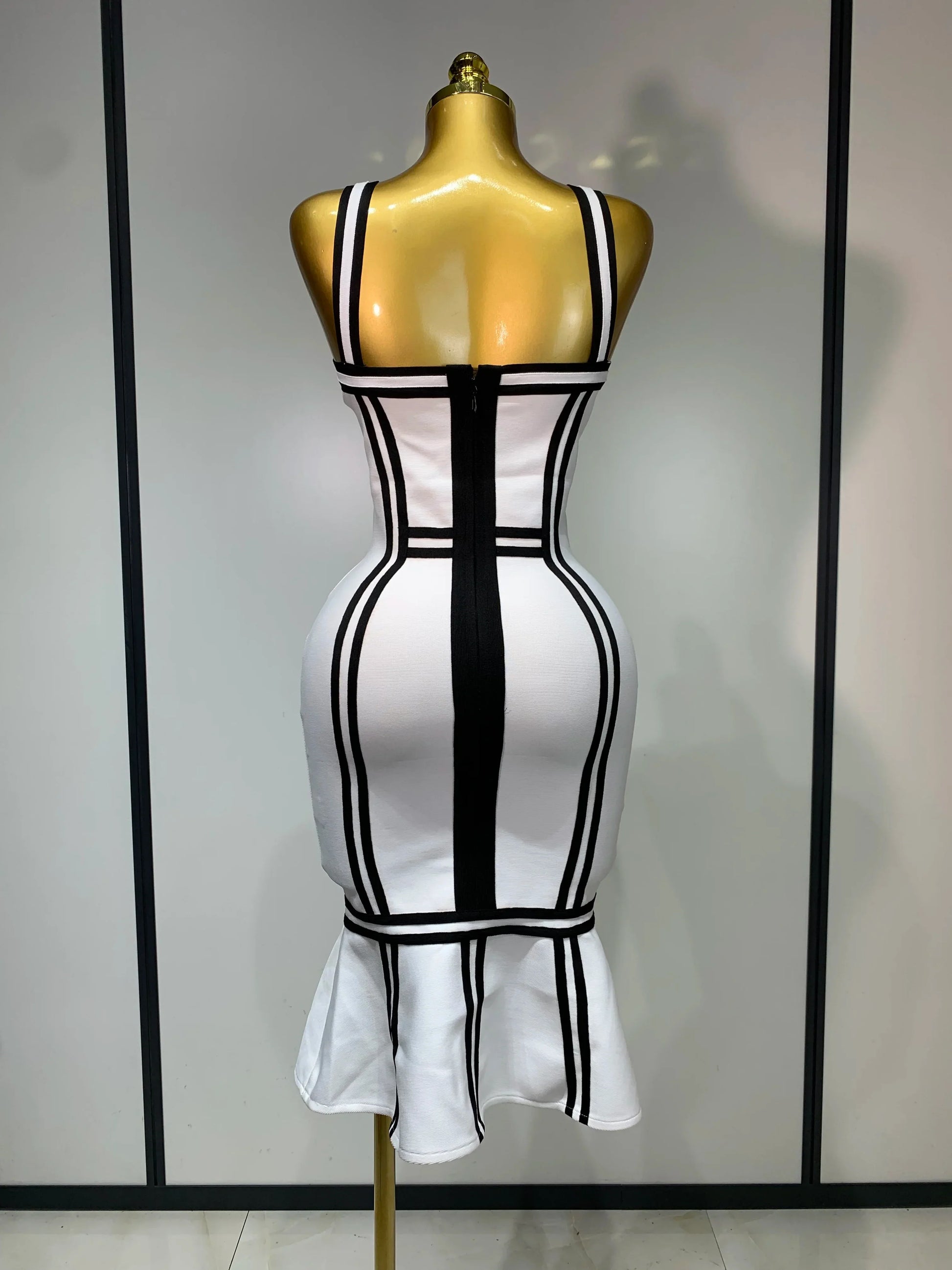 Women Sexy Backless Ruffled Edge Bodycon Bandage Dress Celebrity Elegant Evening Party Luxury Birthday Club Dress