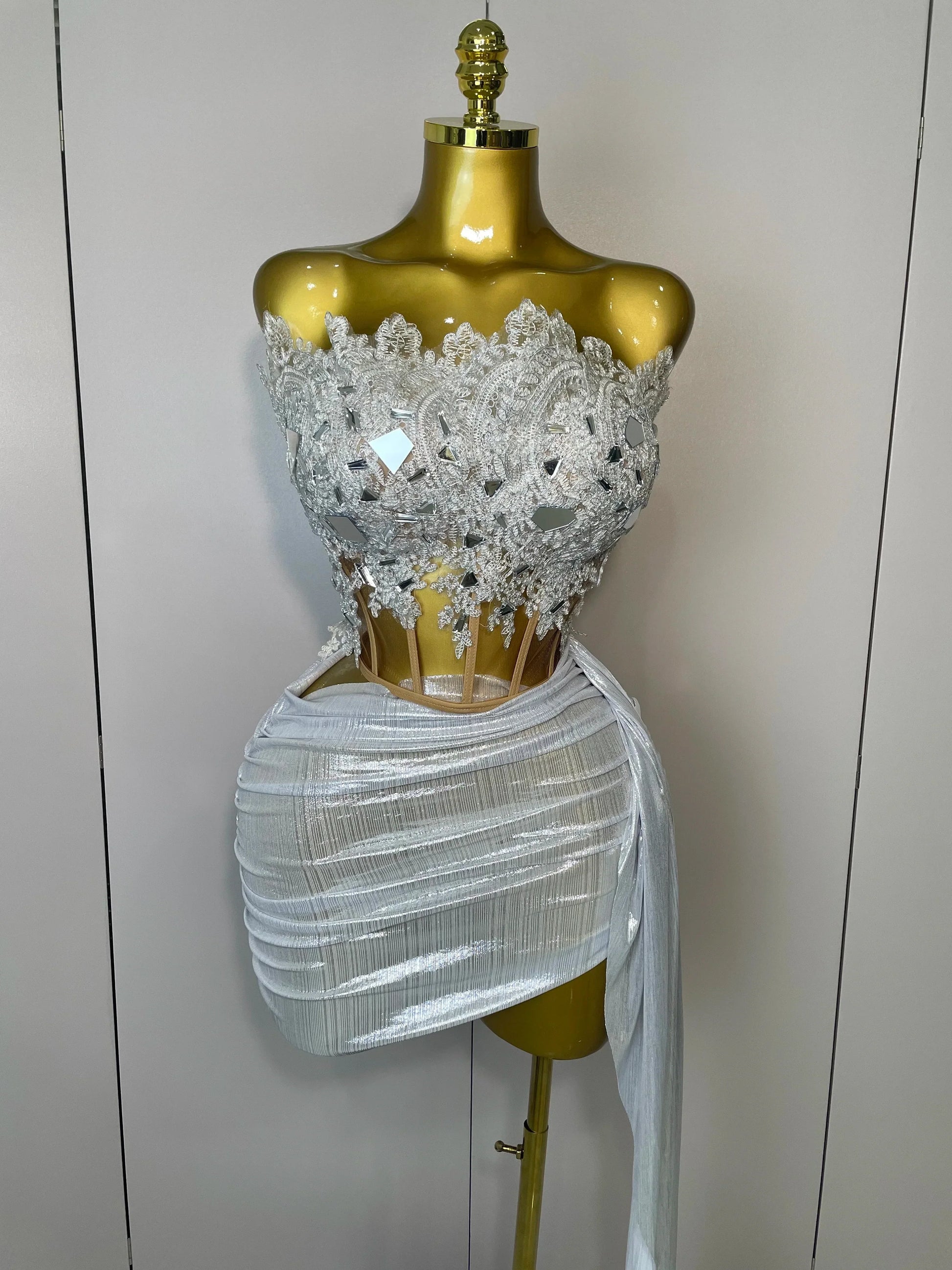 Sparkly Silver Sequins Sexy Strapless Short Dress 2Pcs Set Newest Women Party Birthday Nightclub Singer Dancer Stage Wear Silver