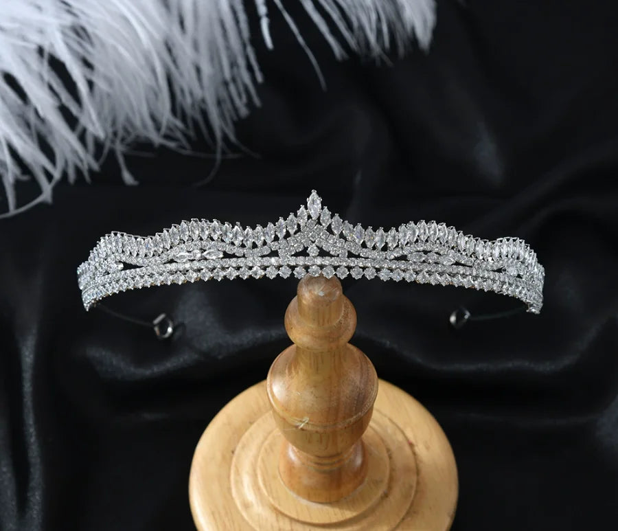 AAA Zircon Tiara Crown Zirconia Diadem Women Brides Princess Queen Headpiece Headband Wedding Accessories Bridal Hair Jewelry silver color