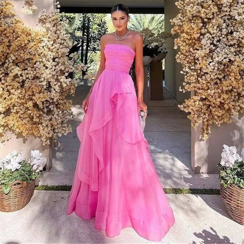 Hot Pink Ruffles Prom Dresses Sweetheart Pleated Strapless Floor Length Formal Evening Dress Women Special Party Gowns