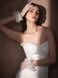 Short Bridal Gloves White Wristband Wedding Glove For Women Girl Party Evening Dress Jewelry Brides Accessories
