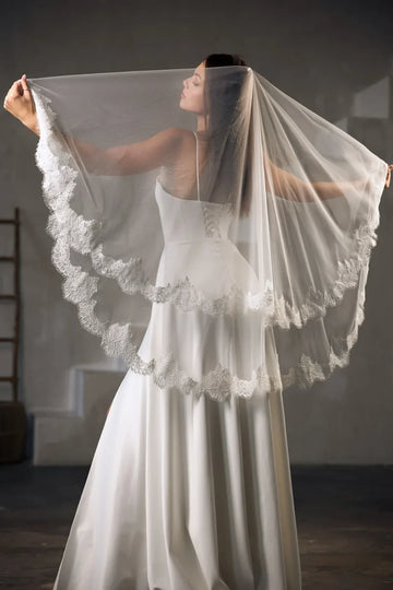 2 Layer Lace Trim Wedding Veil White Off-White Ivory Tulle Bridal Veil with Metal Comb 100cm