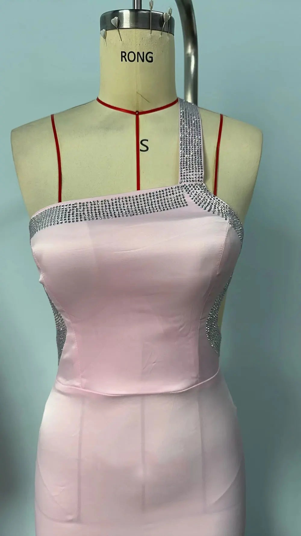 2025 Sexy Women's Hot Diamond Single Shoulder Sleeveless Swallowtail Dress Bodycon Draped Bareback Pink Long Dress Cocktail Even