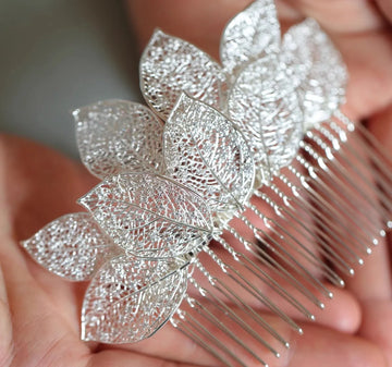 Wedding Accessories Leaf Hair Comb Pin Clip Silver Color Hairpins For Brides Women Zircon Zirconia Head Pieces Bridal Jewelry a