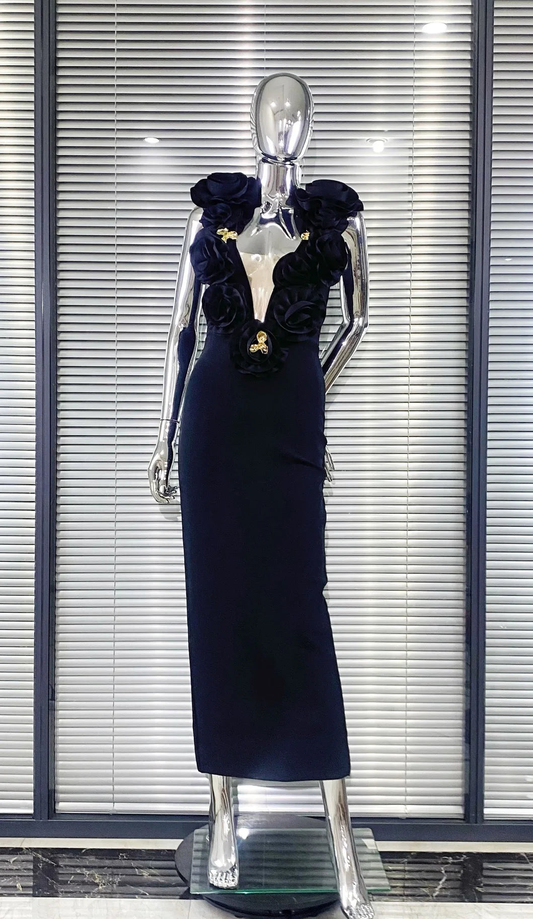 Black Color Women Sexy Backless Halter Off the Shoulder Bodycon Long Bandage Dress Florals Celebrate Nightclub Party Outfit