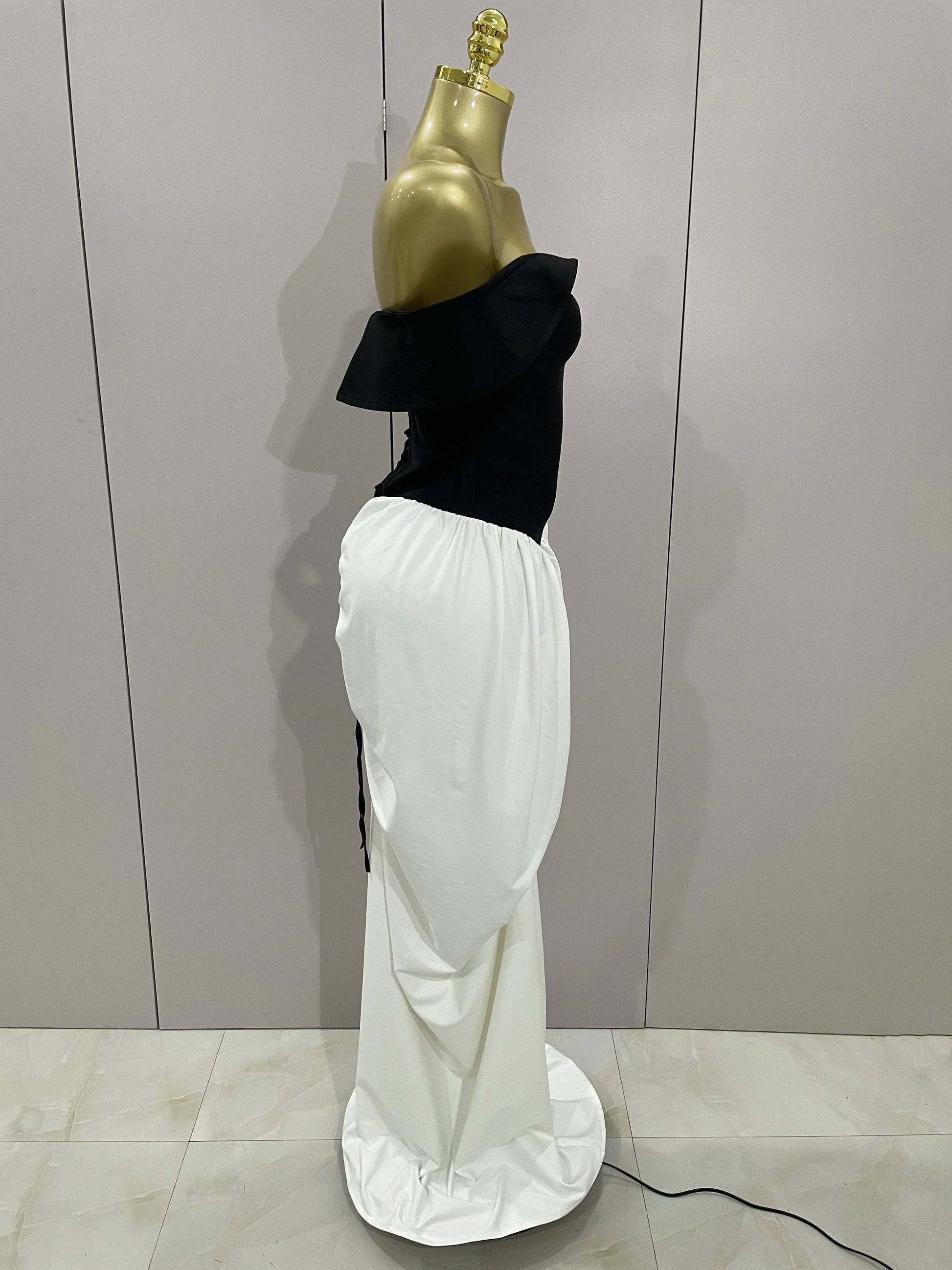 Sexy V Neck off-The-Shoulder Black And White Splicing Mermaid Floor-length dress Women Formal Evening Birthday Party Dress