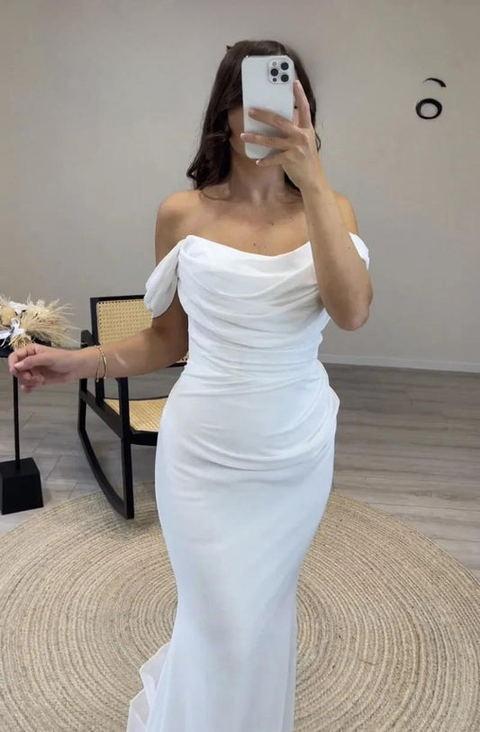 Arabiska aftonklänningar för bröllopsfest utanför de vita vecket Chiffon Mermaid Formal Celebrity Prom -klänningar