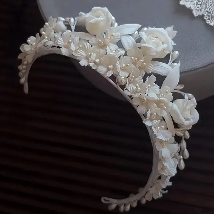 Bridal Hair Jewelry Flower Headband Hairband White Floral Headpiece Bride Bridesmaids Headwear Headdress Wedding Accessories a
