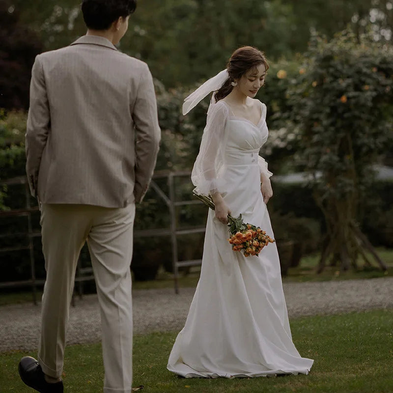 Vestido De novia blanco con cola pequeña De satén, Vestido sencillo y dulce con manga acampanada, Vestido De novia elegante De corte a