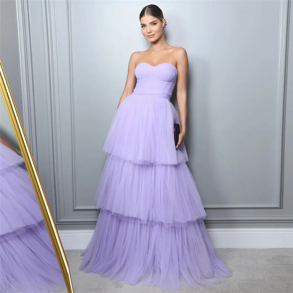 Elegant Lavender Tulle Prom Dress A-Line Strapless Tiered Ruched Formal Evening Dress Floor Length Party Gown Lavender