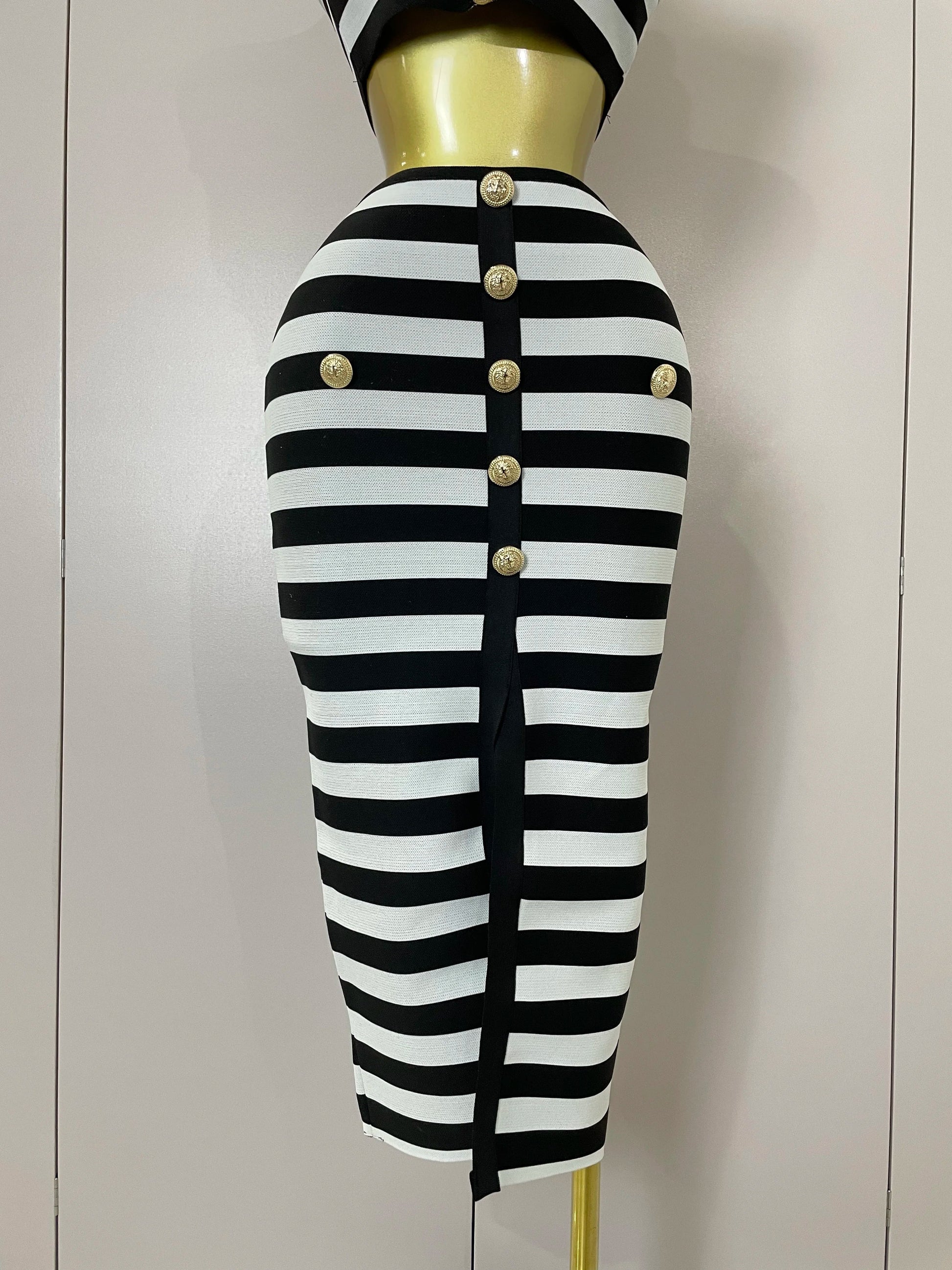 Sexy Off Shoulder Striped Button Two Piece Mini Bandage Set Women Celebrity Designer Evening Party Luxury Birthday Outfit