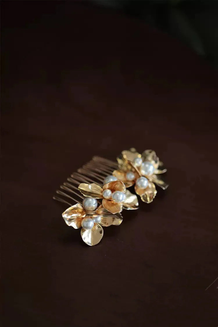Pearls Head Pieces Vintage Baroque Hair Comb Clip Pin Brides Bridesmaids Gold Color Hairpin Wedding Accessories Bridal Jewelry b