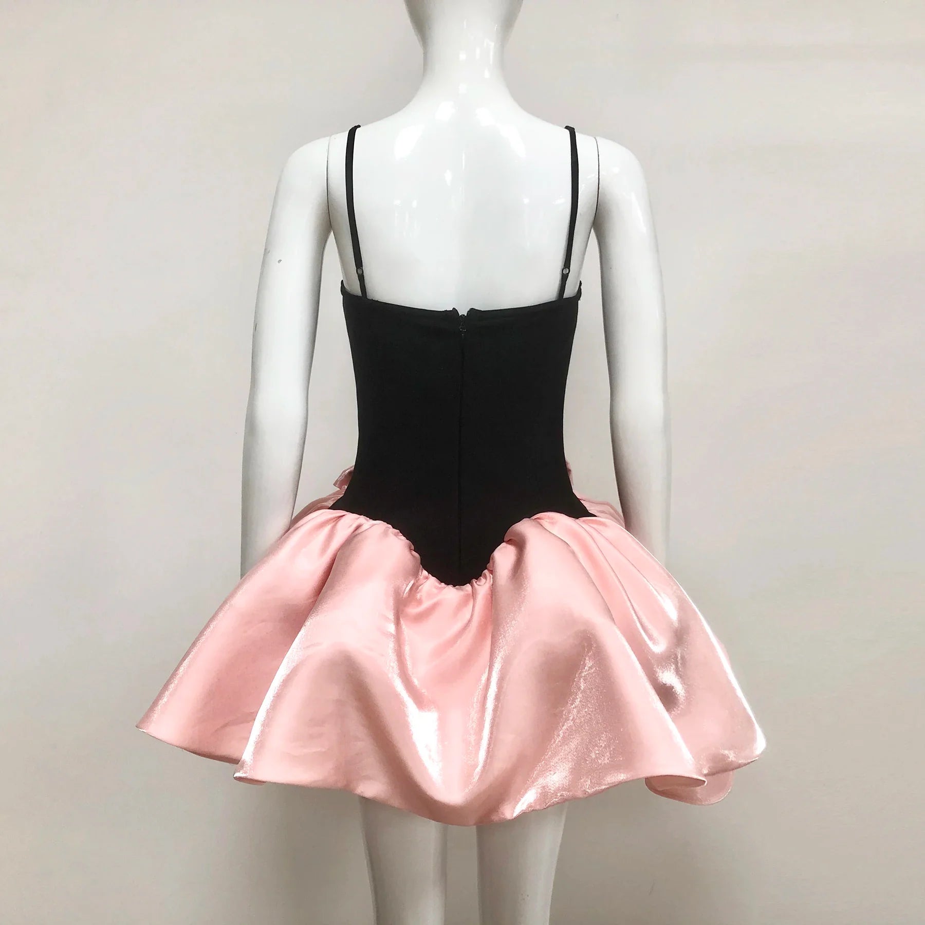 New Summer Women Sexy Strap V-Neck Ball Gown Mini Dress Celebrate Fashion Birthday Party Cute Girls' Date Dress
