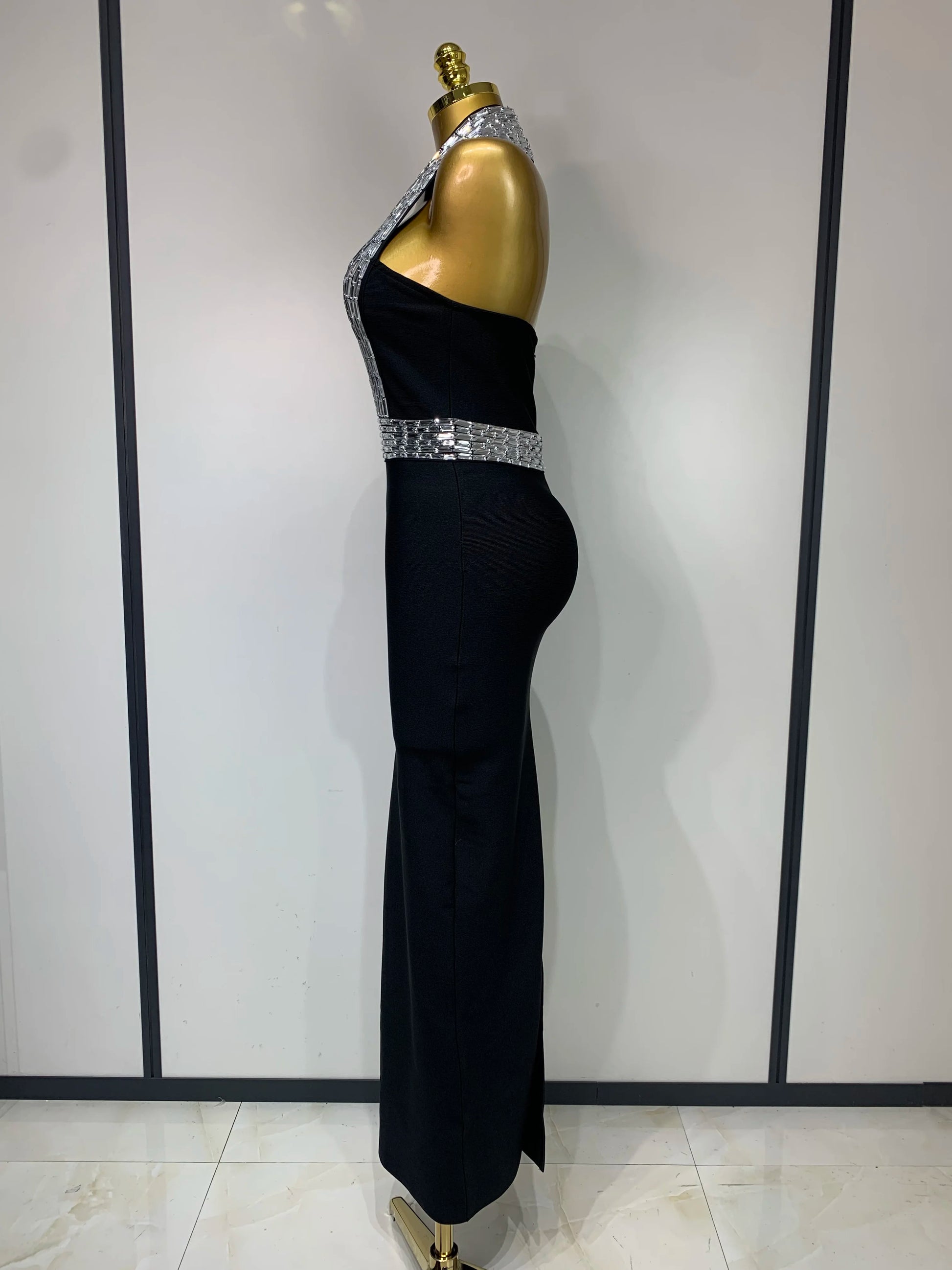 Women Celebrity Sexy Halter Diamonds Black Midi Bodycon Bandage Dress Elegant Evening Club Party Outfit Luxury Birthday Dress