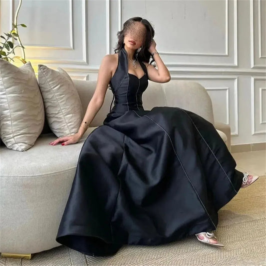 Black Saudi Arabic Satin Evening Dresses Spaghetti Strap Floor Length Dubai Women Party Gowns Formal Prom Dresses As Picture