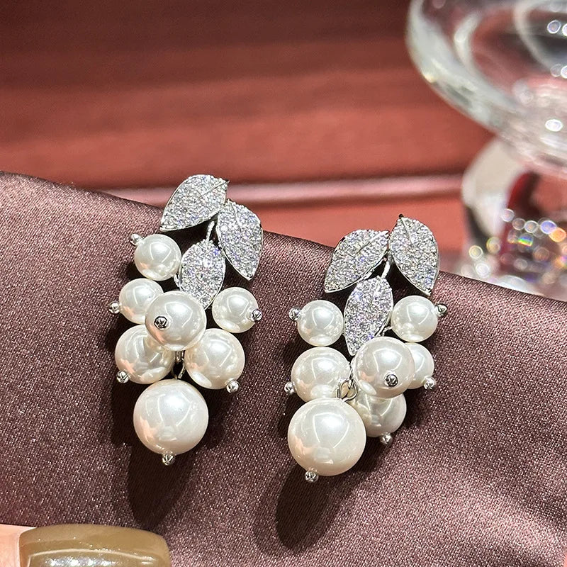 Leaf Pearl Zircon Bridal Earrings Silver Color Zirconia Wedding Earring For Brides Bridesmaids Accessories Women Gift Jewelry a