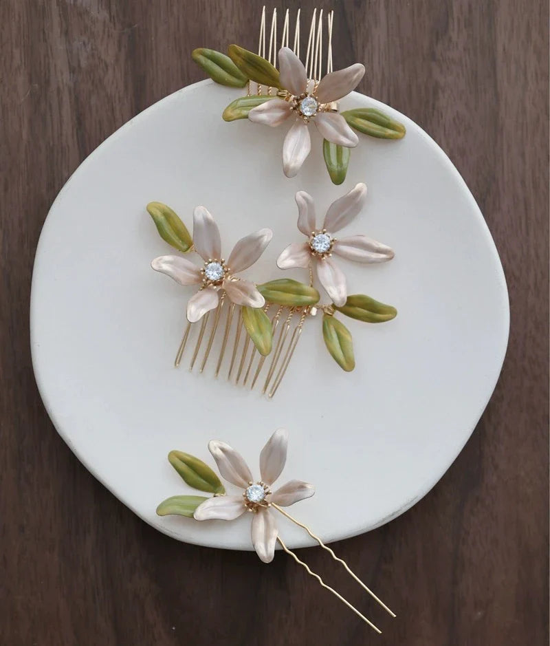 Bridal Jewelry Flower Hair Comb Pin Clip Gold Color Hairpin For Brides Leaf Crystal Rhinestones Head Pieces Wedding Accessories