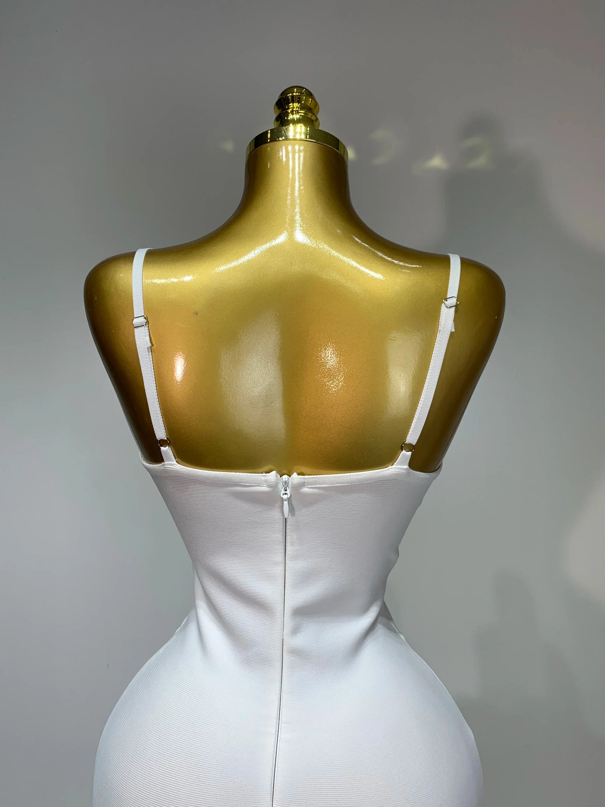 Women Sexy Spaghetti Strap V Neck Crystal Sleeveless Bandage Dress White Elegant Evening Party Cocktail Luxury Birthday Gowns