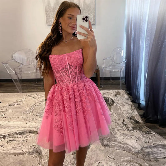 Hearty Hot Pink Prom Dresses Lace Tulle Strapless Pleat Ruched Above Knee Homecoming Dress vestidos de graduación Pink