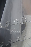 Two-Tier Fingertip Length Hand-Beaded Bridal Veil Wedding Accessory: A Touch of Sparkle and Sophistication for Your Special Day